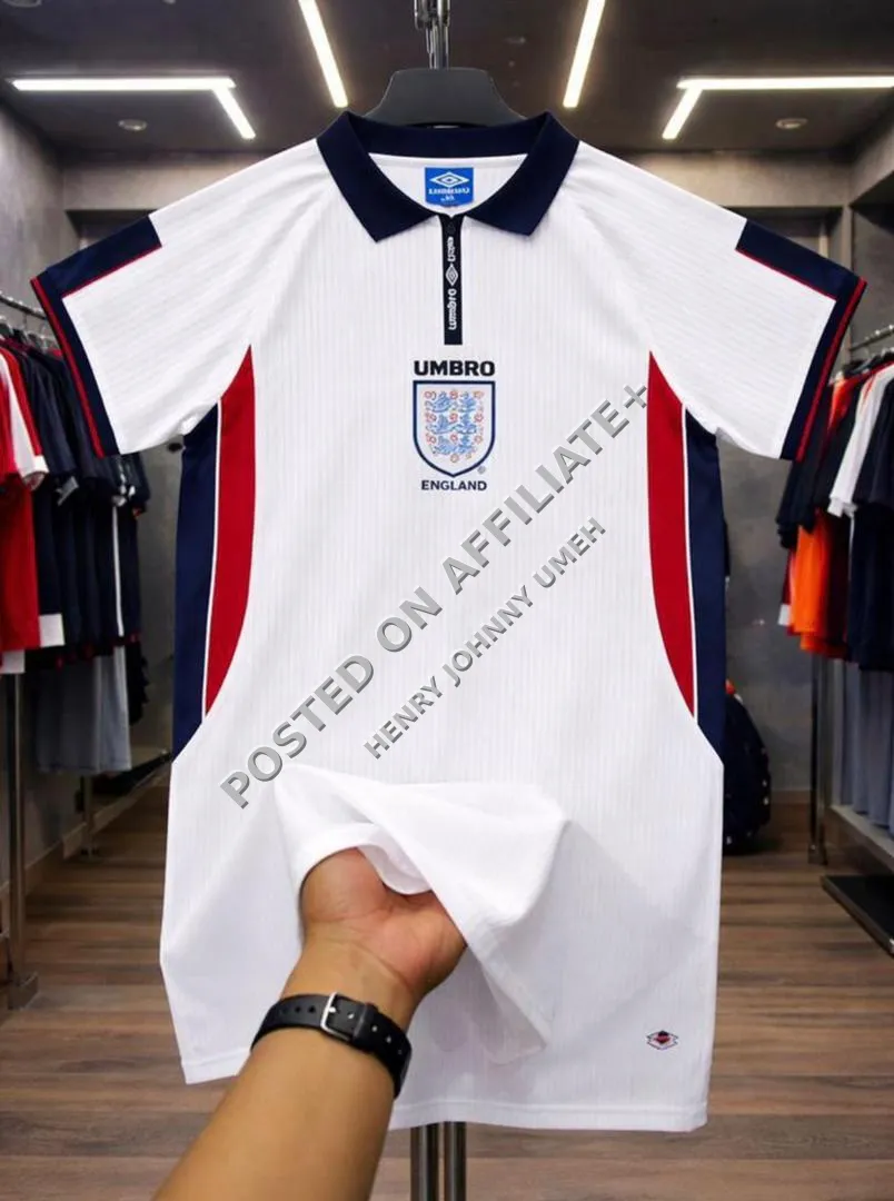 SPORTS KIT AND JERSEY  3