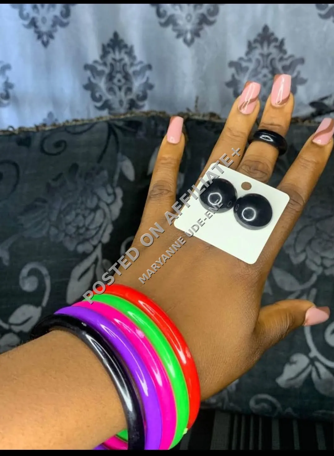 Jewelries  7