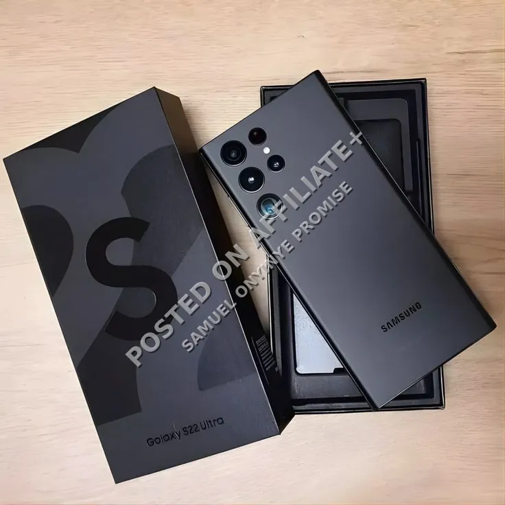 Samsung S22 Ultra  2