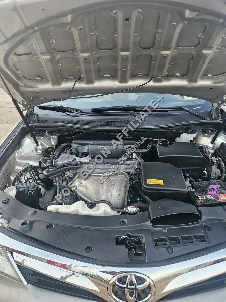 Toyota camry 2014 model  4