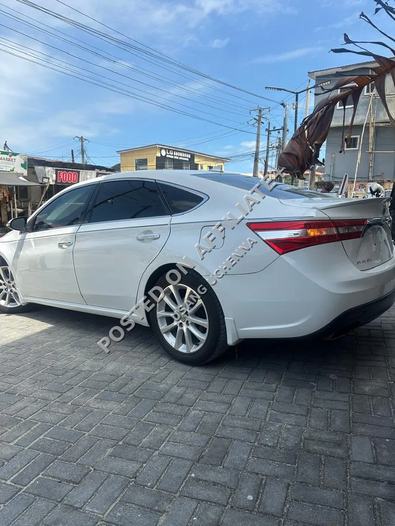 2014 toyota avalon limited