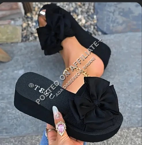 Female slippers pam 