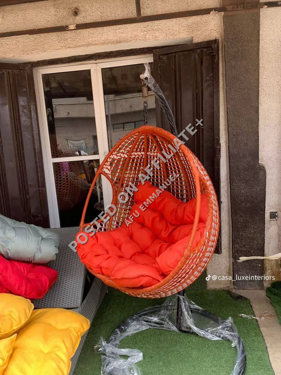 Versatile egg swing chair  3