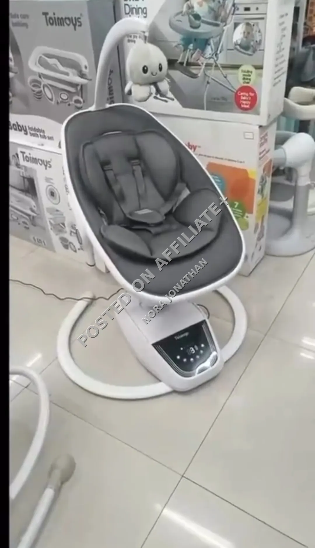 Baby swinger